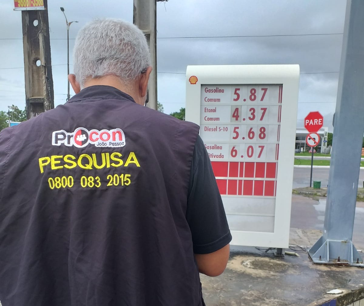 Litro da gasolina tem aumento de preço em João Pessoa e já tem posto vendendo o combustível a R$ 6,22