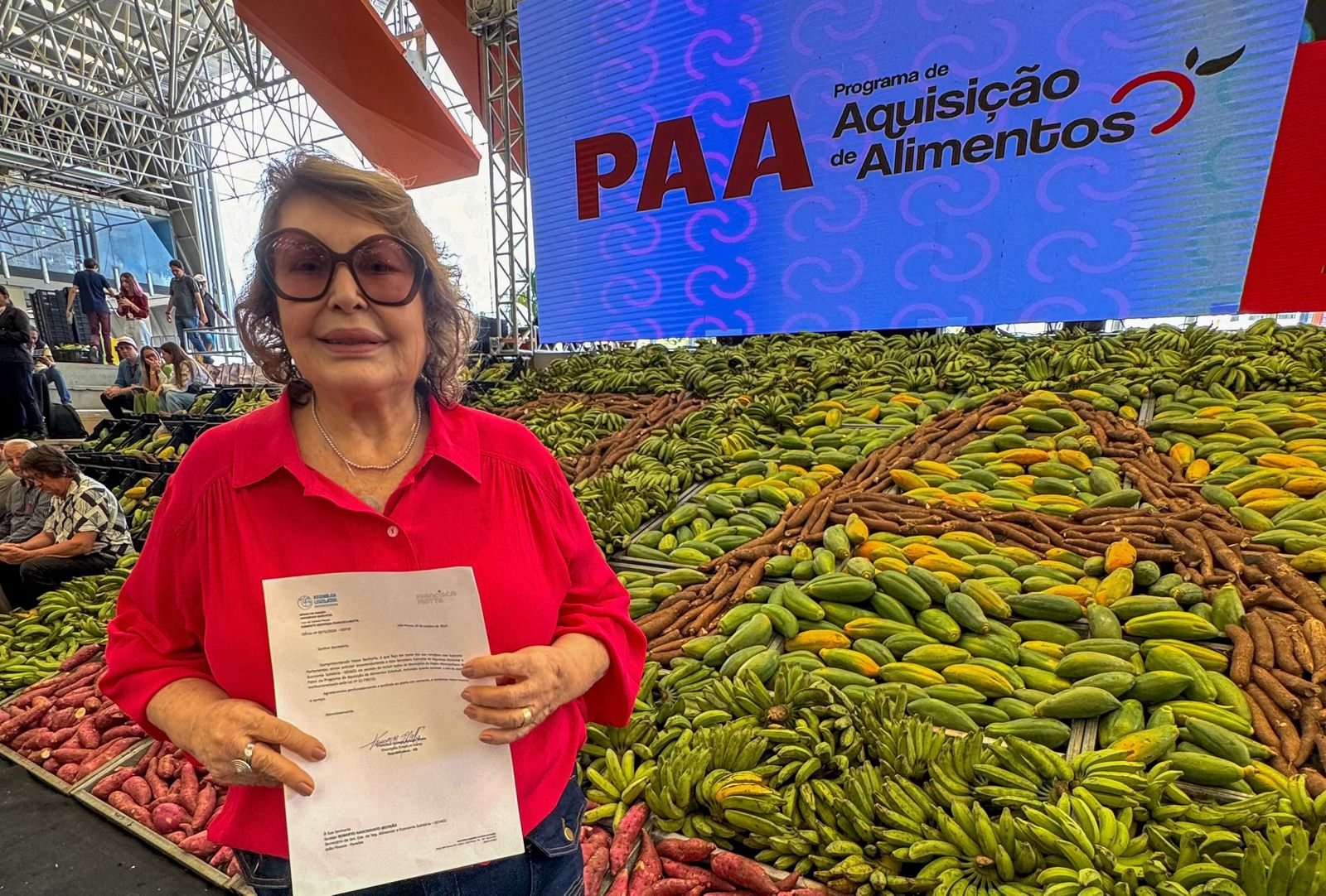 Deputada Francisca cobra do governo pagamento da cota máxima do PAA Estadual para agricultores de Patos e região