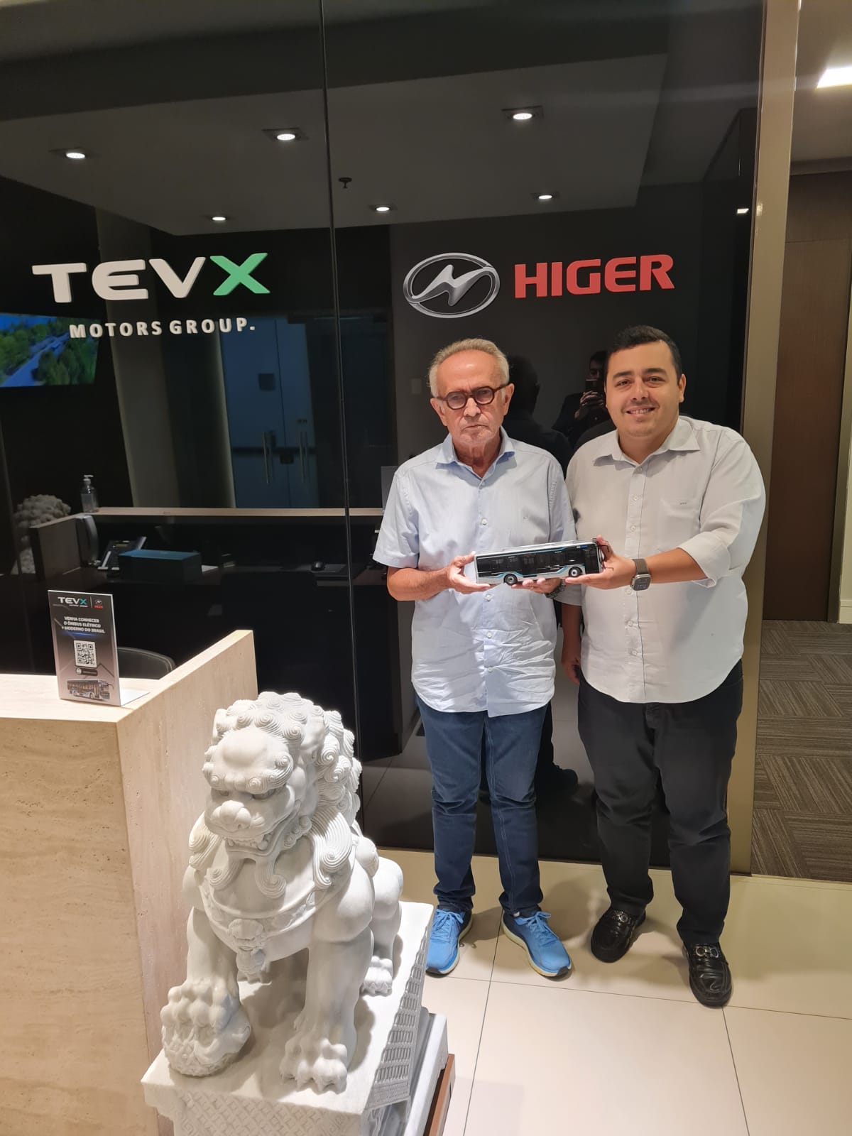 Cícero visita Tevx Motors Group, em São Paulo e garante que ônibus elétricos estarão circulando em João Pessoa no 1º semestre de 2025