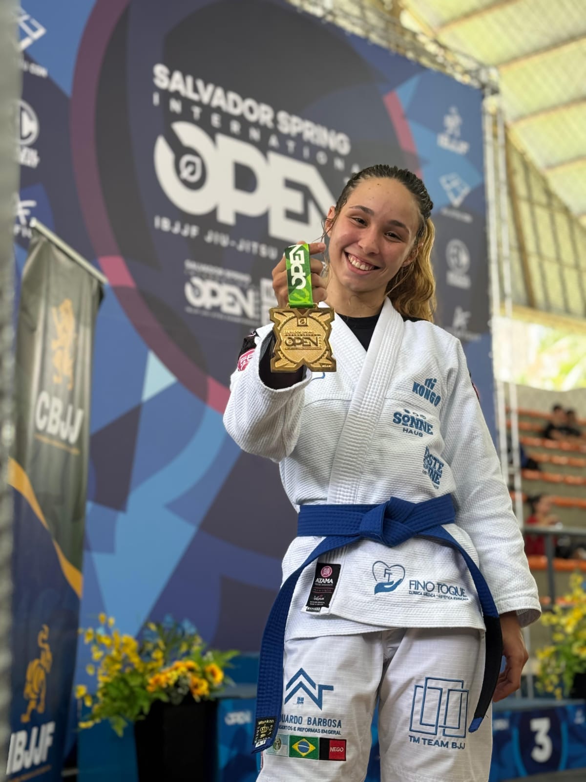 Carol Belilacqua é ouro e bicampeã pela Paraíba em competição internacional de Jiu-jitsu em Salvador