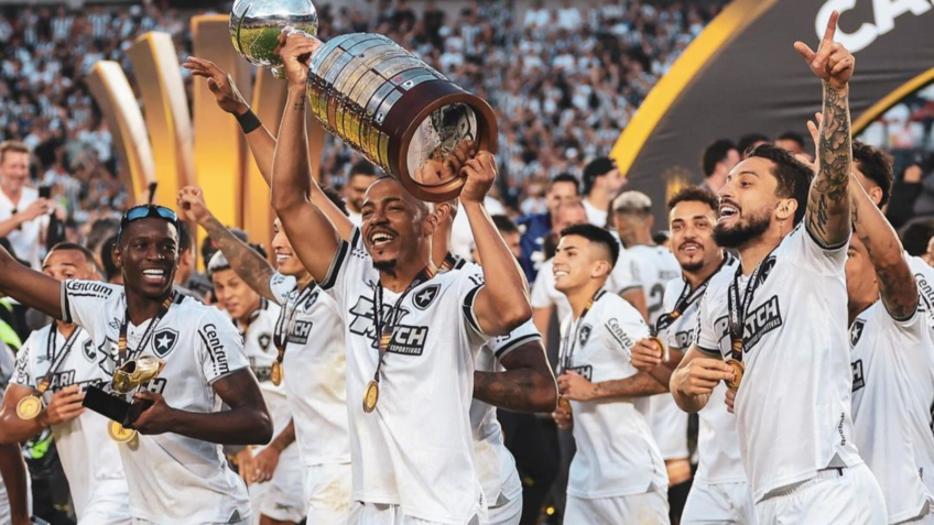 Rio terá desfile do Botafogo após Libertadores; veja como será a programação do campeão das Américas; Fogão desembarca às 16h